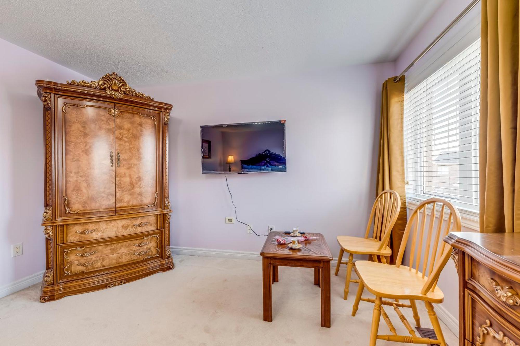 Avid Vacation Palace In Castlemore , Brampton Extérieur photo