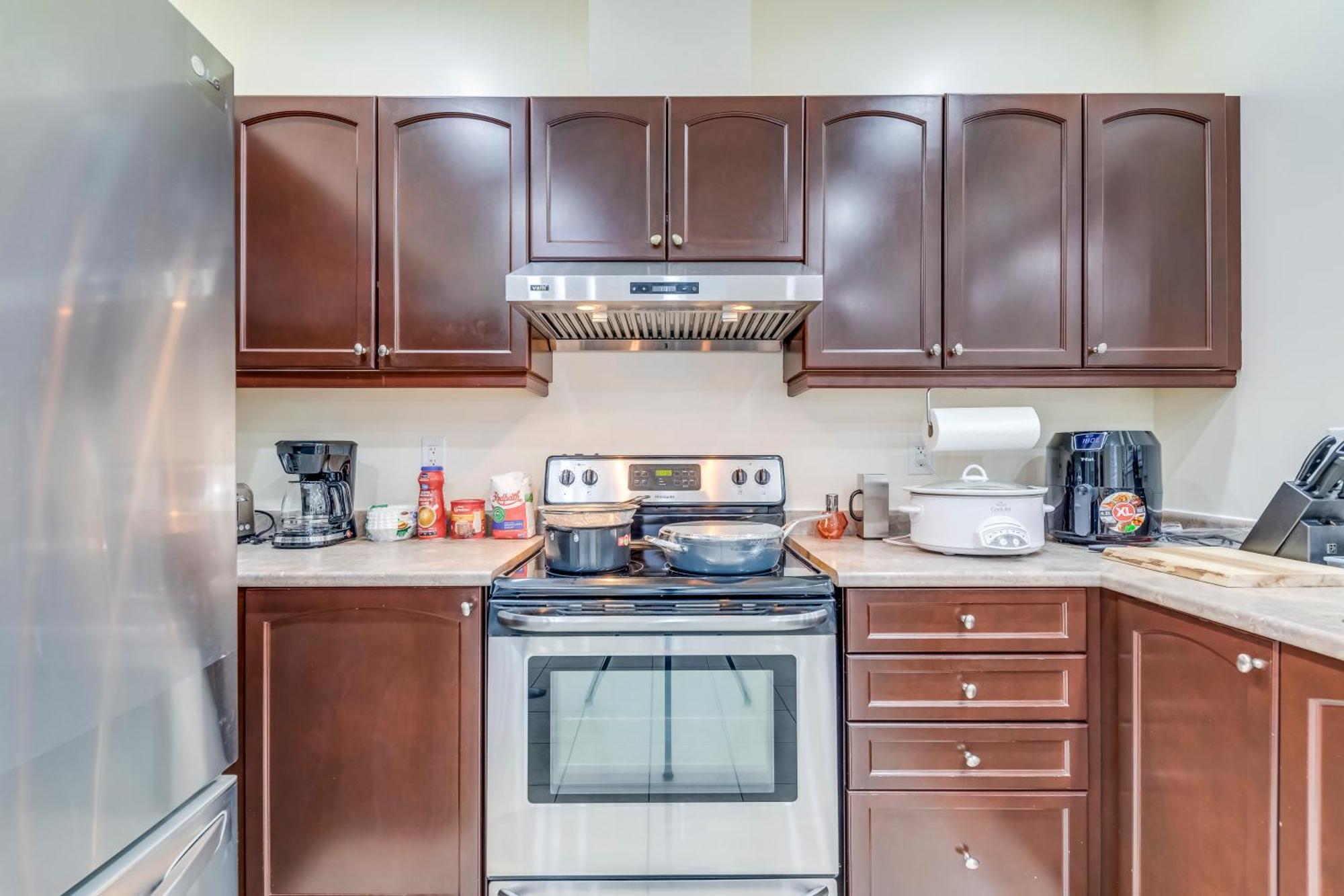 Avid Vacation Palace In Castlemore , Brampton Extérieur photo