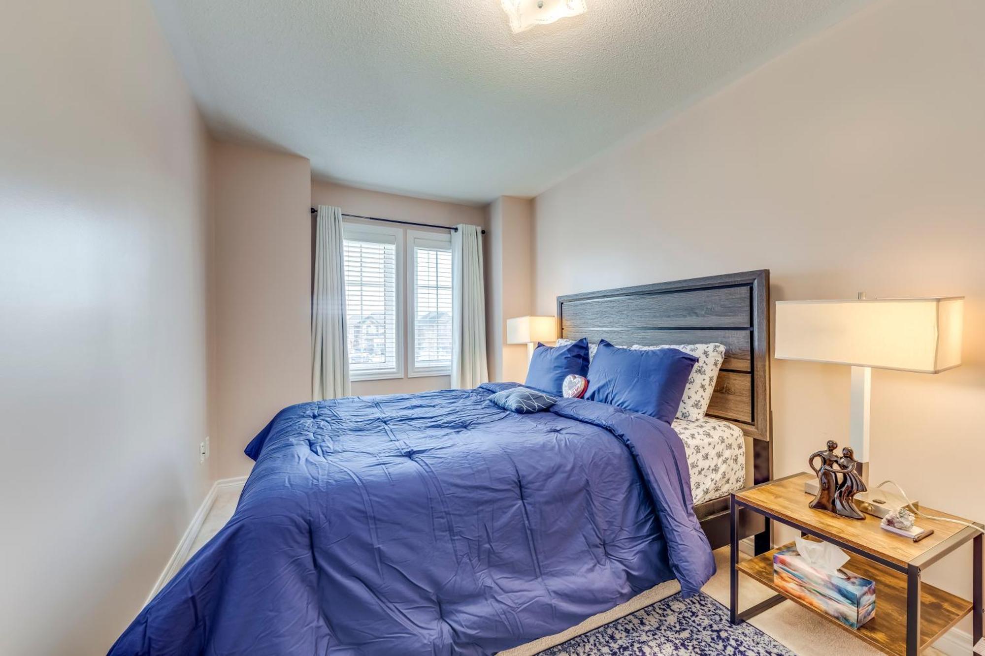 Avid Vacation Palace In Castlemore , Brampton Extérieur photo